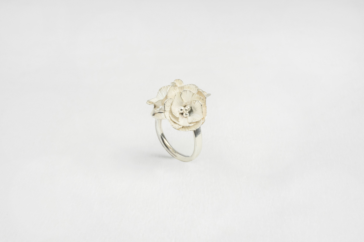 Bague Délicatesse 3 fleurs argent – Image 4
